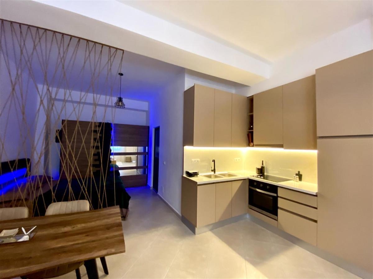 Luxury Apartments In City Center Durres Exterior photo